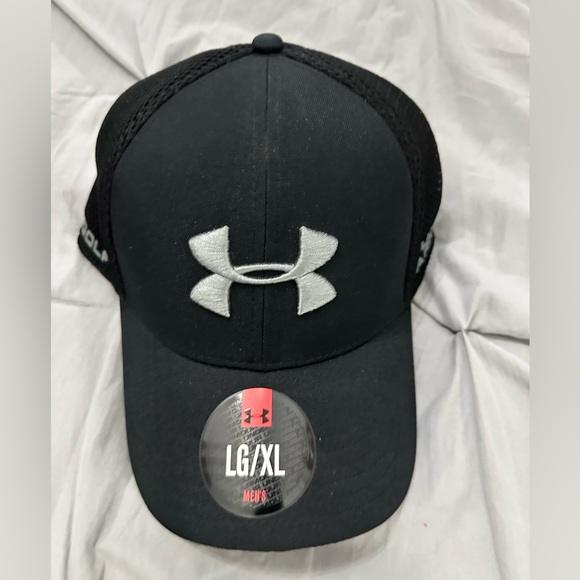 Under Armour hat - Picture 1 of 3